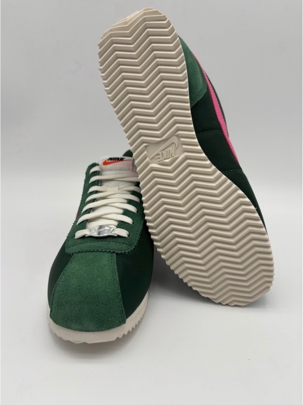 Nike Cortez Sneakers in Dark Green with Pink Swoosh - Picture 5 of 6